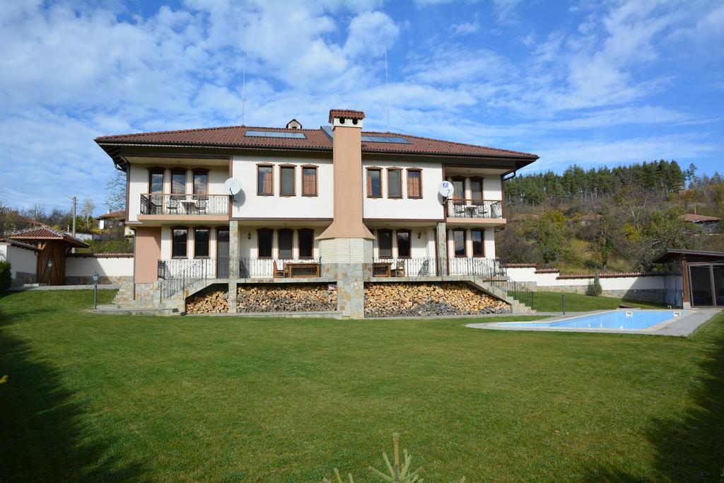 Sinabovite Houses Hotel Badevtsi Luaran gambar