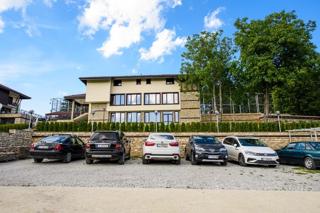 Sinabovite Houses Hotel Badevtsi Luaran gambar