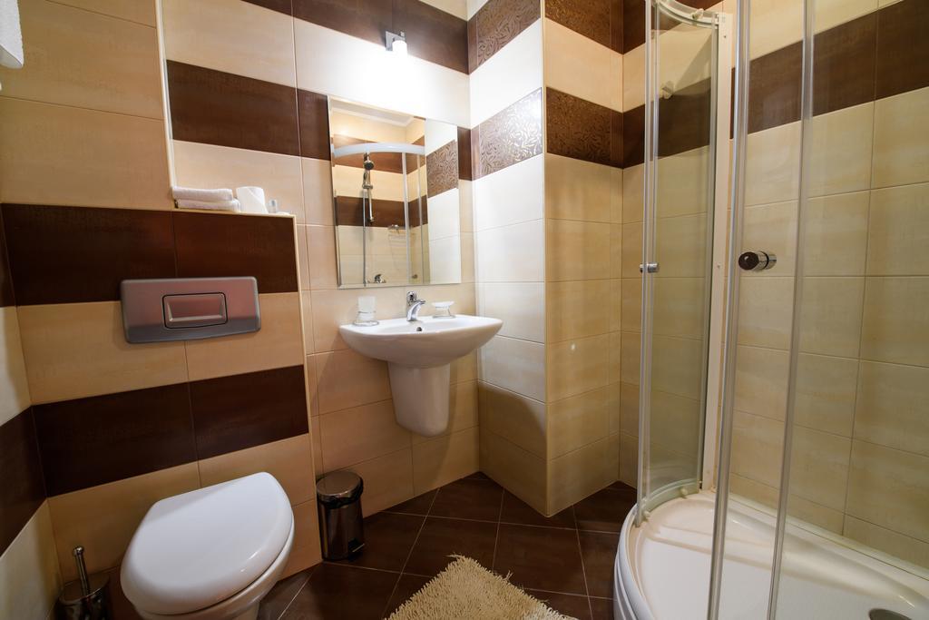 Sinabovite Houses Hotel Badevtsi Luaran gambar