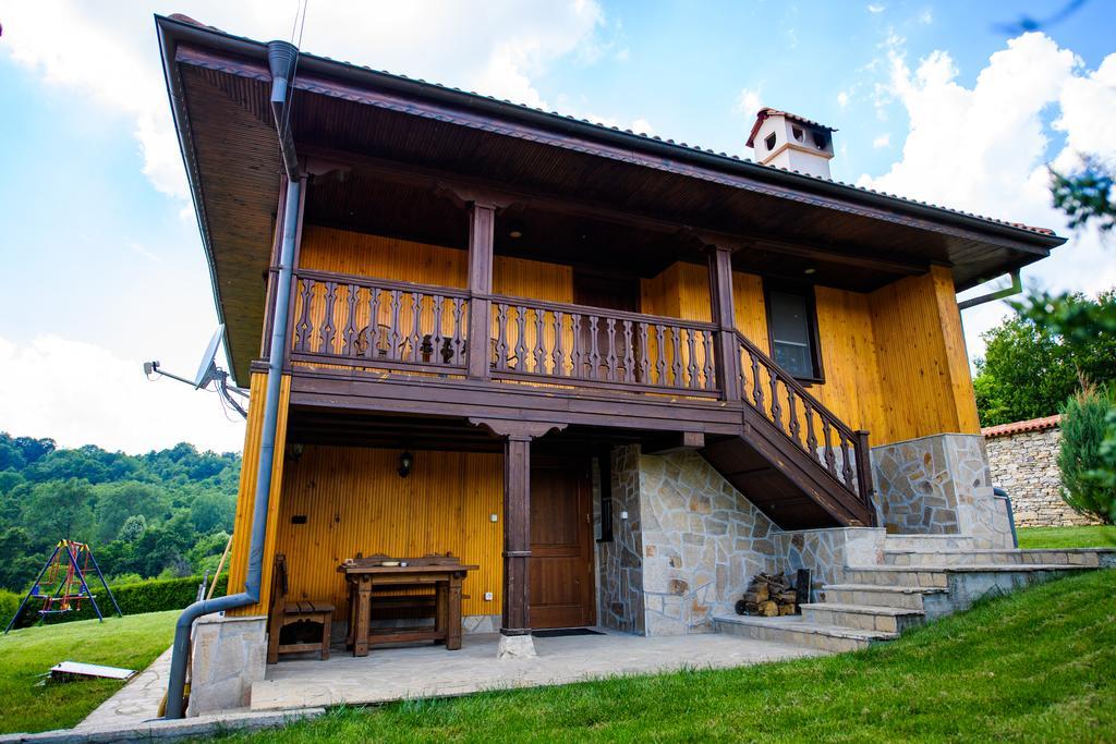 Sinabovite Houses Hotel Badevtsi Luaran gambar