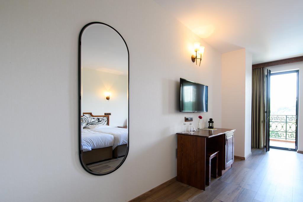 Sinabovite Houses Hotel Badevtsi Luaran gambar