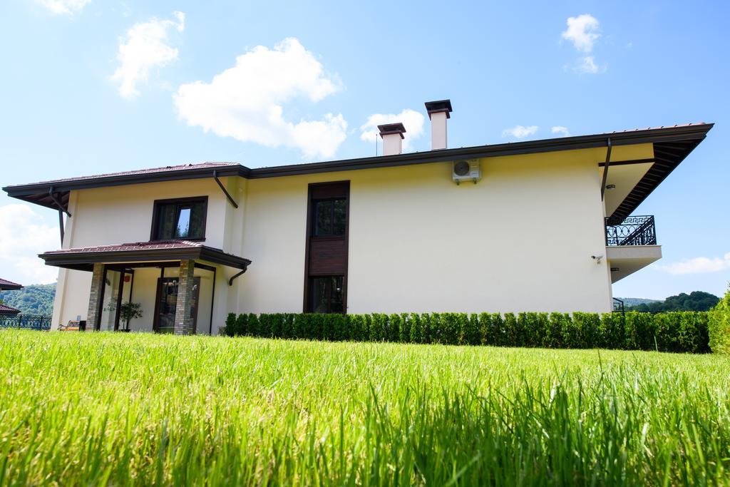 Sinabovite Houses Hotel Badevtsi Luaran gambar